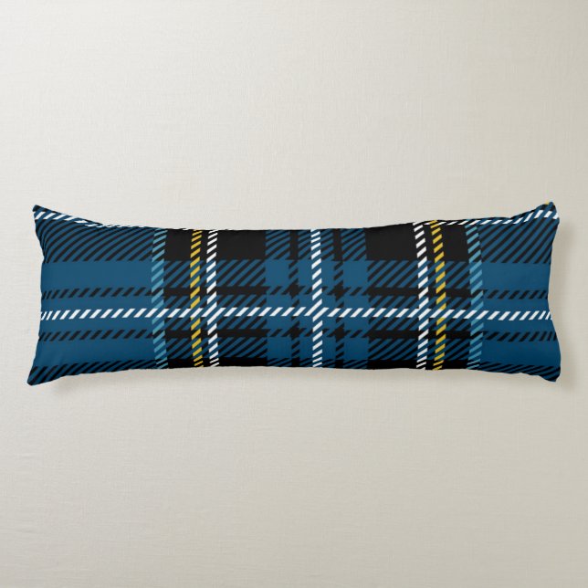 Chequered pattern body cushion (Front)