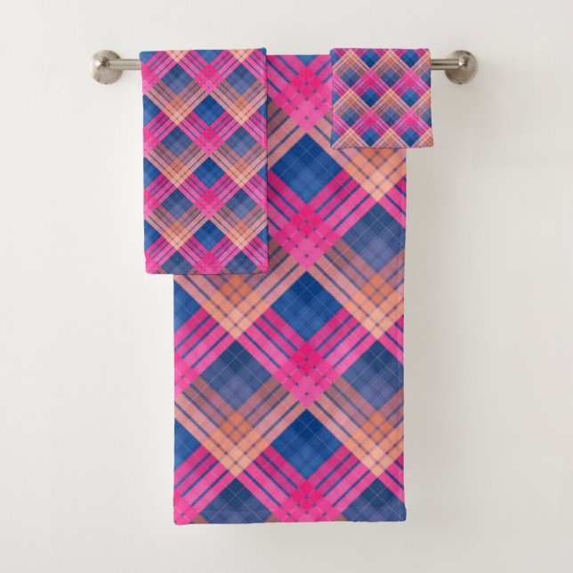 Chequered pattern with zig zag colouring bath towel set (Insitu)