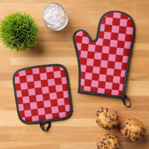 Chequered Red and Hot Pink  Oven Mitt & Pot Holder Set
