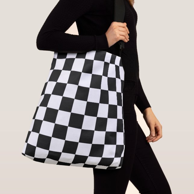 Chequered squares black and white geometric retro crossbody bag (Close Up)