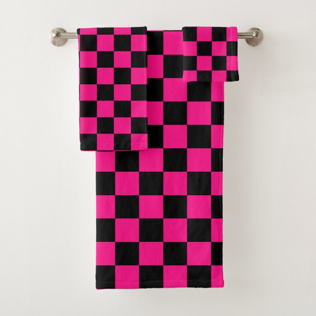 Chequered squares hot pink black geometric retro bath towel set (Insitu)
