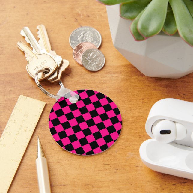 Chequered squares hot pink black geometric retro key ring (Desk)