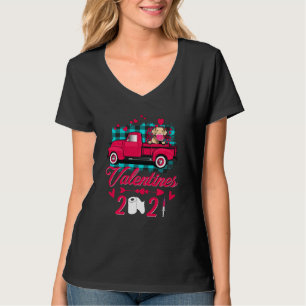 Chesapeake Bay Retriever Face Mask Valentines 2021 T-Shirt