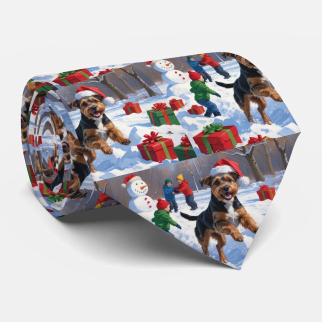 Chesapeake Bay Retriever Snow with Christmas Hat Tie (Rolled)