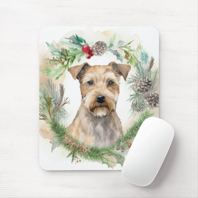 Chesapeake Bay Terrier Christmas Wreath Festive Mouse Mat (With Mouse)