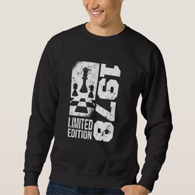 Chess-game 1978 Birthday Chess Pieces Chess-player Sweatshirt (Front)