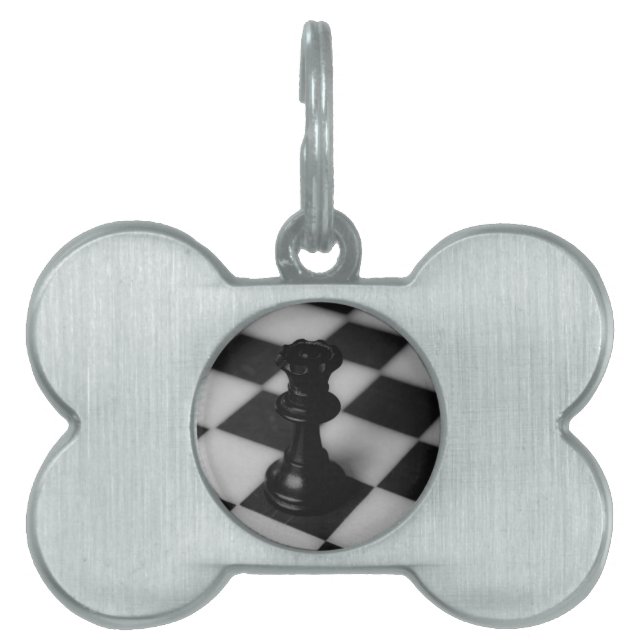 Chess queen pet name tag (Front)