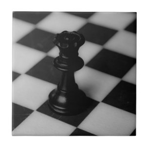Chess queen tile