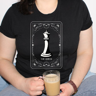 Chess tarot card The Queen minimalist aesthetic T-Shirt