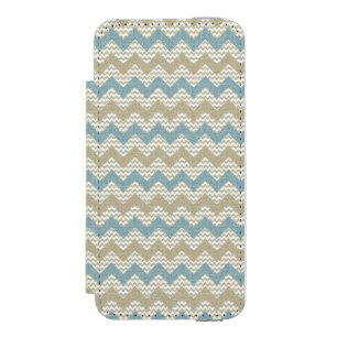 Chevron pattern on linen texture incipio watson™ iPhone 5 wallet case