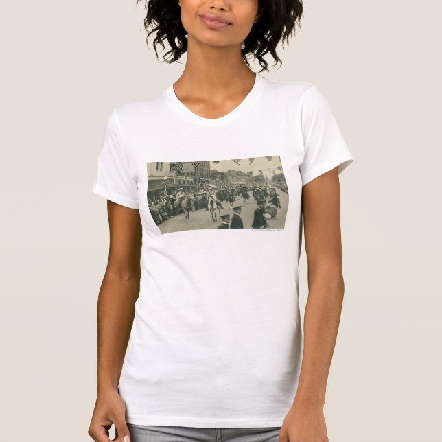 Cheyenne Frontier Days parade. T-Shirt (Front)