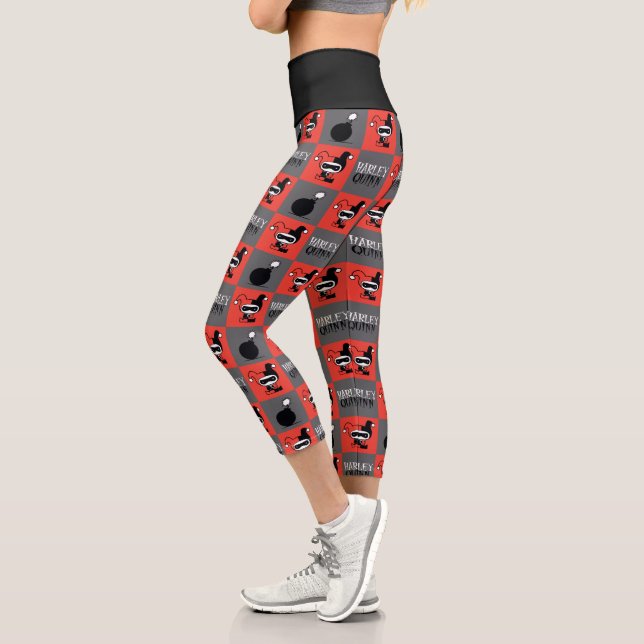 Chibi Harley Quinn Chequered Pattern Capri Leggings (Left)