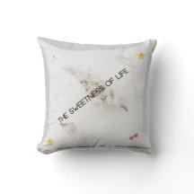 Chic and Comfortable Pillow for Your Home Décor