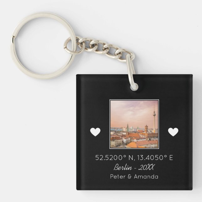 Chic Black & White First Date Keepsake Boyfriend Key Ring (Front)