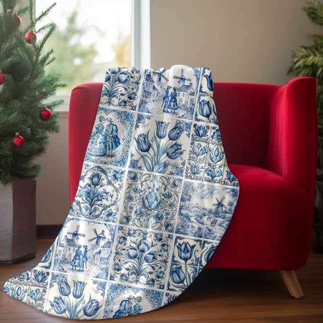 Chic Blue white country scenes toile de jouy Fleece Blanket (Creator Uploaded)