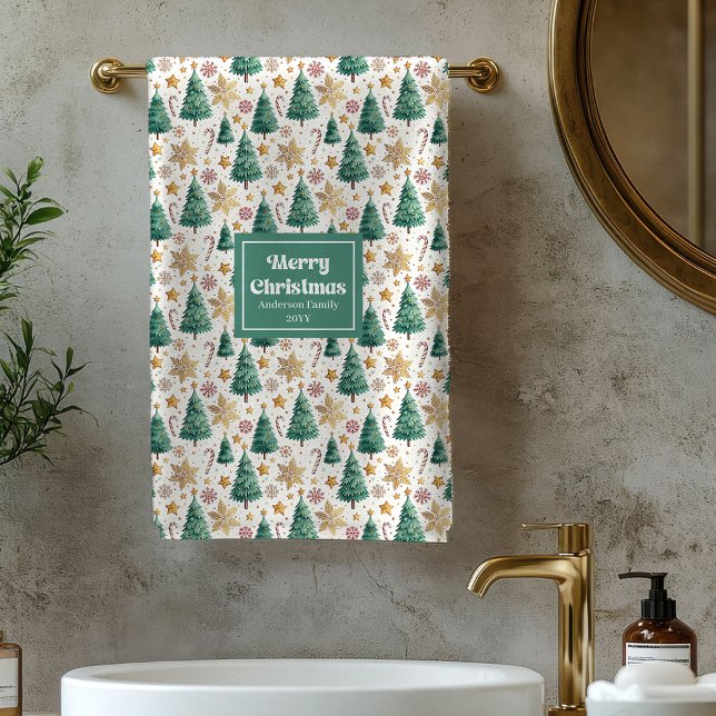 Chic Christmas trees red green festive bath towel (Chic Christmas trees red green festive bath towel)