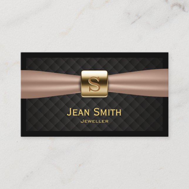 Chic Gold Monogram Diamond Quilts Makeup Artist Business Card (Front)