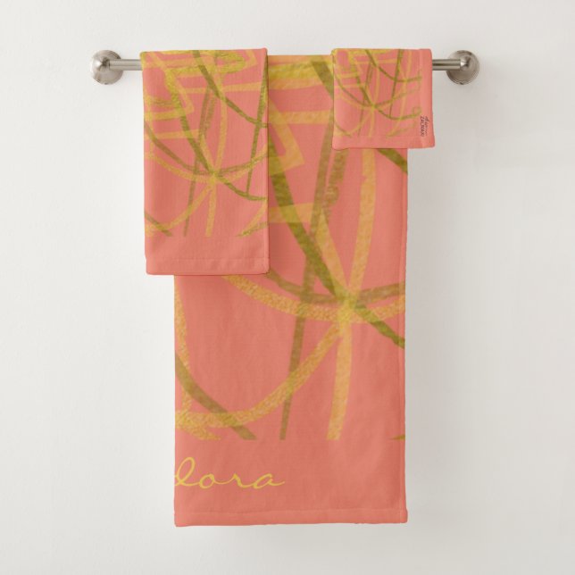 Chic Gold Pink Abstract Bath Towel Set (Insitu)