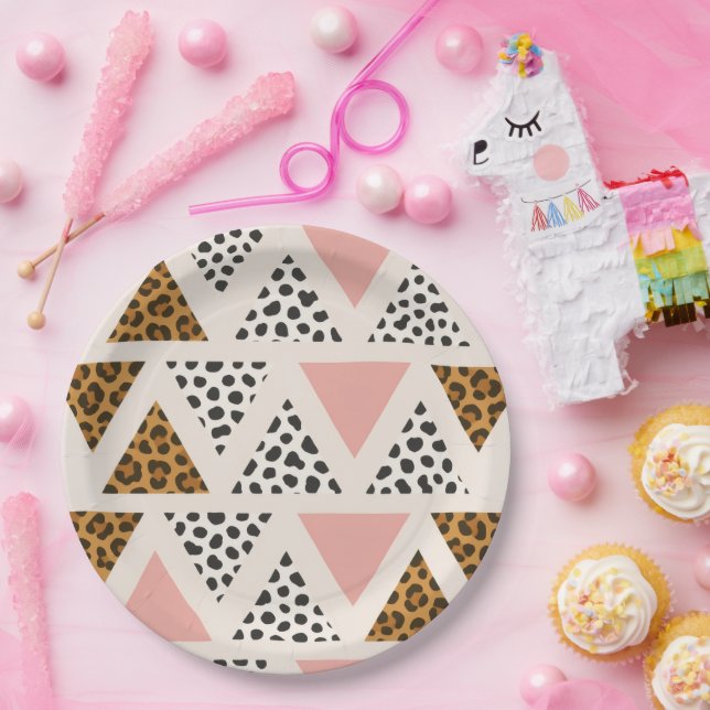 Chic Leopard & Pink Triangle Pattern Paper Plate (Party)