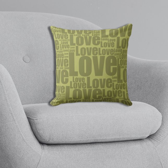 Chic Love Typography Green Throw Pillow (Chic Love Typography Green Throw Pillow)