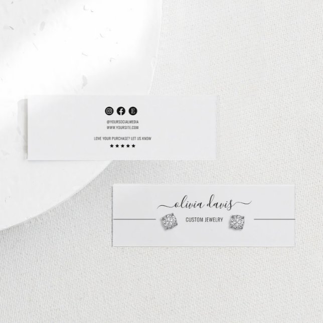 Chic Minimalist Social Media Earring Card (Creator Uploaded)