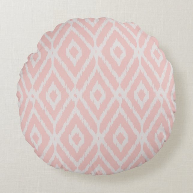 Chic pastel blush pink ikat tribal diamond pattern round cushion (Front)