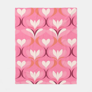 Chic pink heart ogee fleece blanket