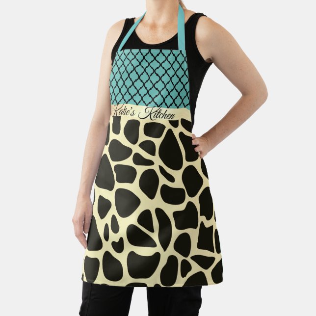 Chic Quatrefoil Giraffe Print  Personalised  Apron (Insitu)
