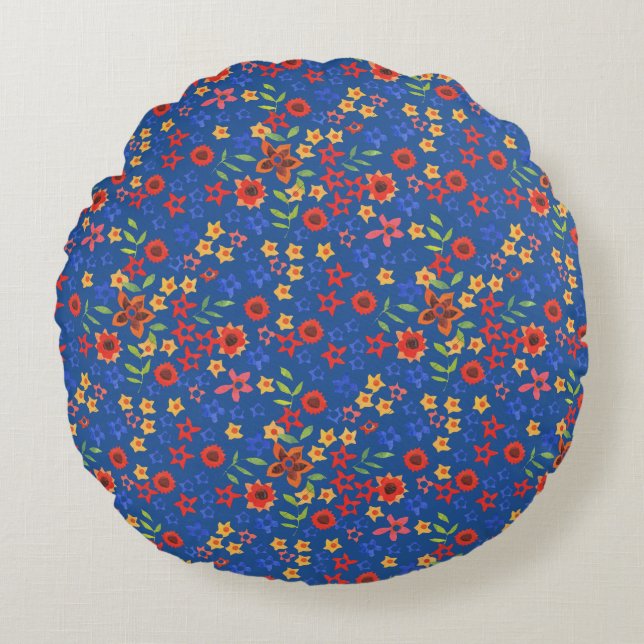 Chic Retro Floral Print on Blue Round Pillow (Front)