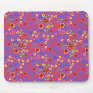 Chic Retro Floral Print on Magenta Mousepad