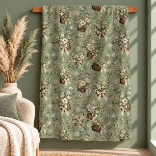 Chic Sage Green Blanket with Vintage White Daisies