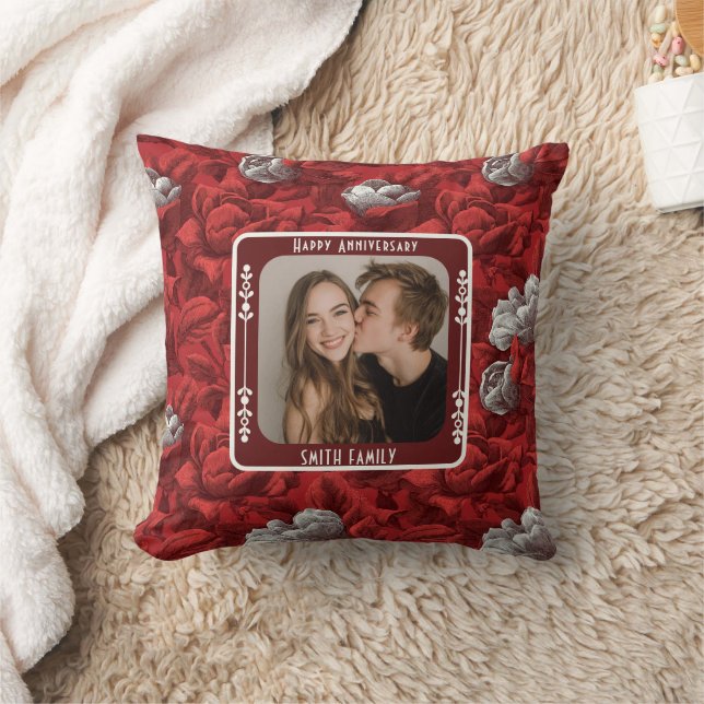 Chic Stylish Relationship Throw Pillow  (Blanket)