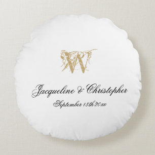 Chic White Gold Monogram Newlywed Wedding Keepsake Round Cushion