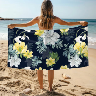 Chic Winter Snowdrop Anemone Floral Pattern Beach Towel