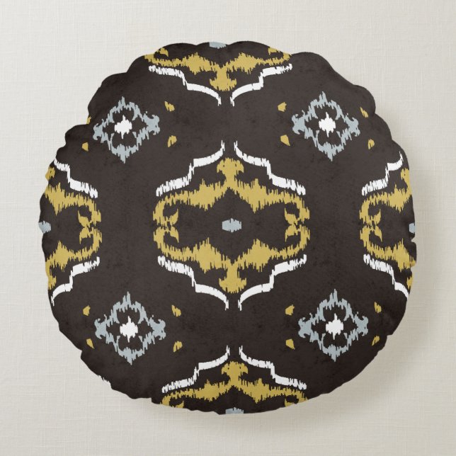 Chic yellow brown ikat tribal pattern round cushion (Front)