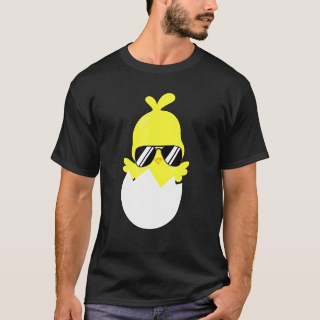 Chick With Sunglasses Farm Animal Chicken Cool Hen T-Shirt (Front)