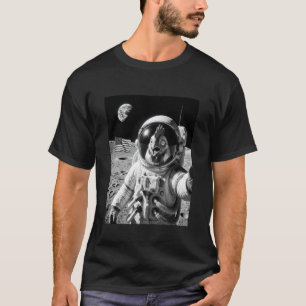 Chicken Astronaut Selfie On The Moon Funny Chicken T-Shirt