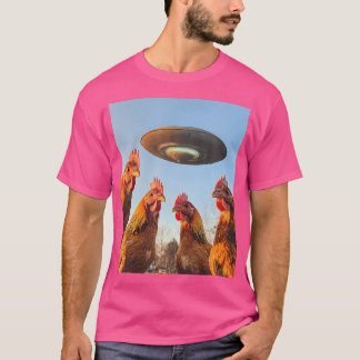 Chicken Selfie With Ufos Aliens Funny Graphic T-Shirt