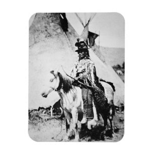 'Chief Looking Glass', c.1875 (b/w photo) Magnet