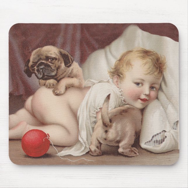 Child at play with pugs mouse mat (Front)