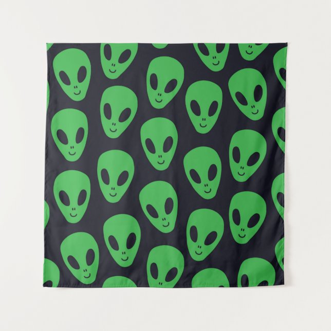 Childish seamless pattern with aliens faces ufo tapestry (Front)