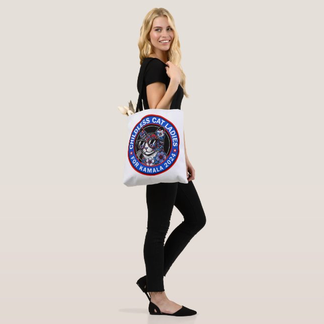 Childless Cat Ladies Vote Kamala US 2024 Dems  Tote Bag (On Model)