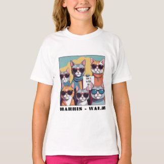 Childless cat lady childless cat ladies for Kamal T-Shirt