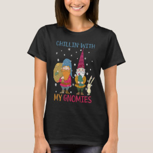 Chillin' With My Gnomies God Jul  Funny Christmas  T-Shirt