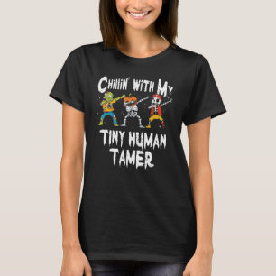 Chillin With My Zombie Pumpkin Skeleton I Kids Day T-Shirt