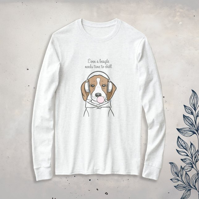 Chilling Beagle with Bubblegum Cute Funny Dog T-Shirt (Creator Uploaded)