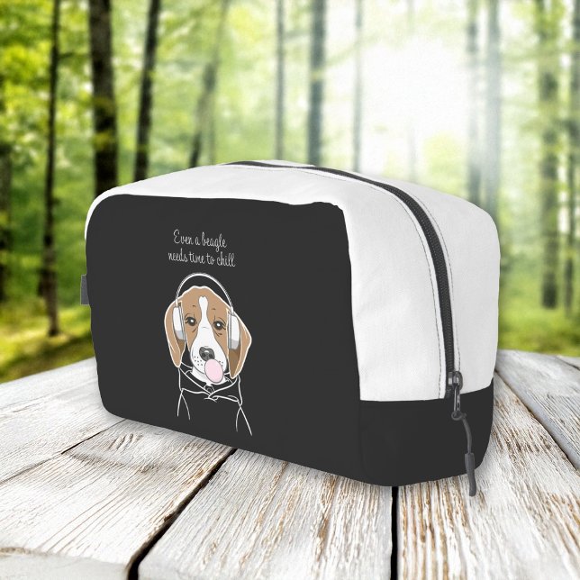 Chilling Dog with Bubblegum Cute Funny Beagle Dopp Kit (Creator Uploaded)