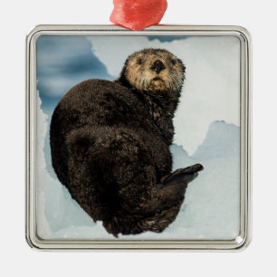Chilly Sea Otter Metal Tree Decoration