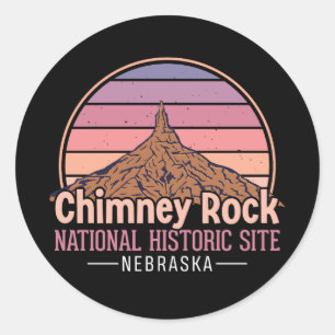 Chimney Rock Nebraska Vintage Print – Retro Classic Round Sticker