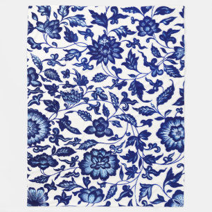 Chinese Dark navy blue floral pattern on white Fleece Blanket